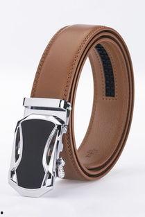 男明星系皮带图片,探寻男明星的时尚魅力